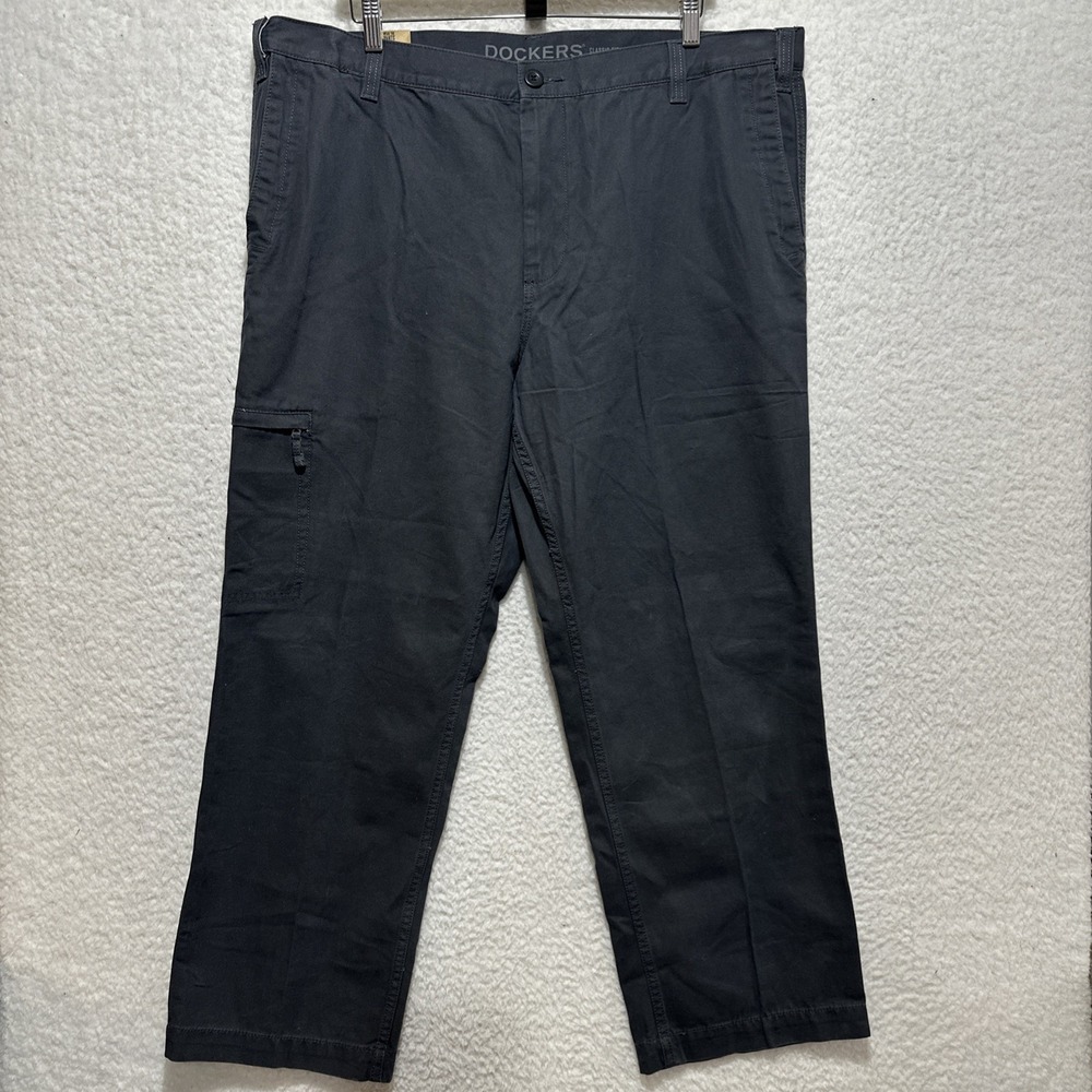 DOCKERS Pacific Classic Fit Comfort Cargo Dark Gray Canvas Pants Men's Sz 42 NWT